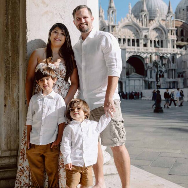 Family photoshoot in Venice